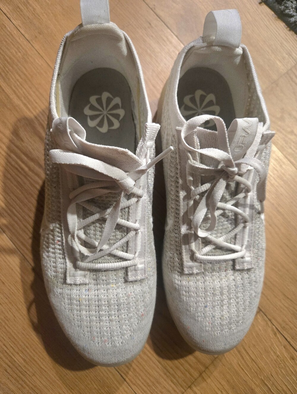Light Gray Knit Women's Sneakers - Unknown Brand
